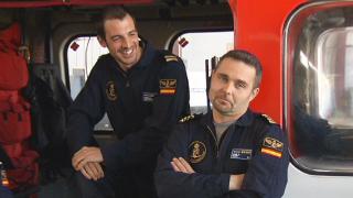 La tripulación del Helimer cuenta cómo fue el rescate de los naufragos del «O Busi». 