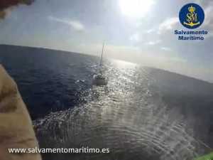 Video del HELIMER con base en Reus, de un entrenamiento con embarcación de recreo.