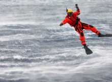 nadador de rescate salvamento maritimo helimer